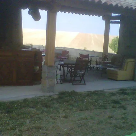A La Ferme Au Milieu Des Lavandes Valensole