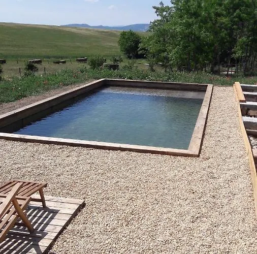 Guest house A La Ferme Au Milieu Des Lavandes 3*